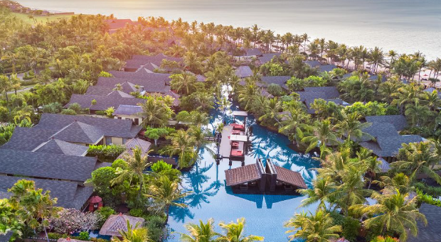 review-hotel-the-st-regis-bali-resort