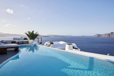 pesona-laut-mediterania-di-katikies-hotel-santorini