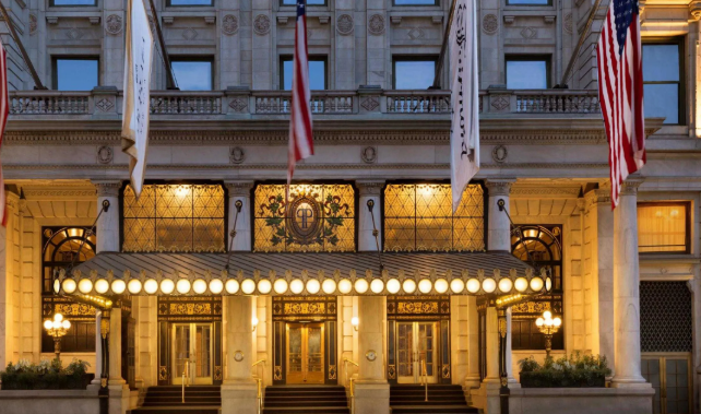 review-hotel-the-plaza-new-york-kemewahan-klasik-dunia